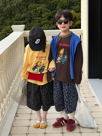 子ども用ルーズフィット長袖Tシャツ2枚（イエロー/ブラウン）、キャラクタープリント