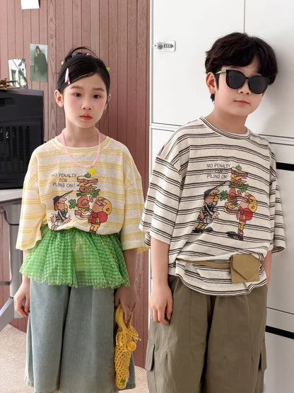 白×黒のボーダー半袖Tシャツ、フロントにカートゥーン柄プリント