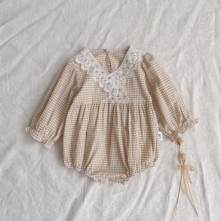 Checkered V-neck Lace Romper チェック柄 Vネック レース ロンパース【mh0002458】 Apricot / 66cm BBAMMA 長袖ロンパース