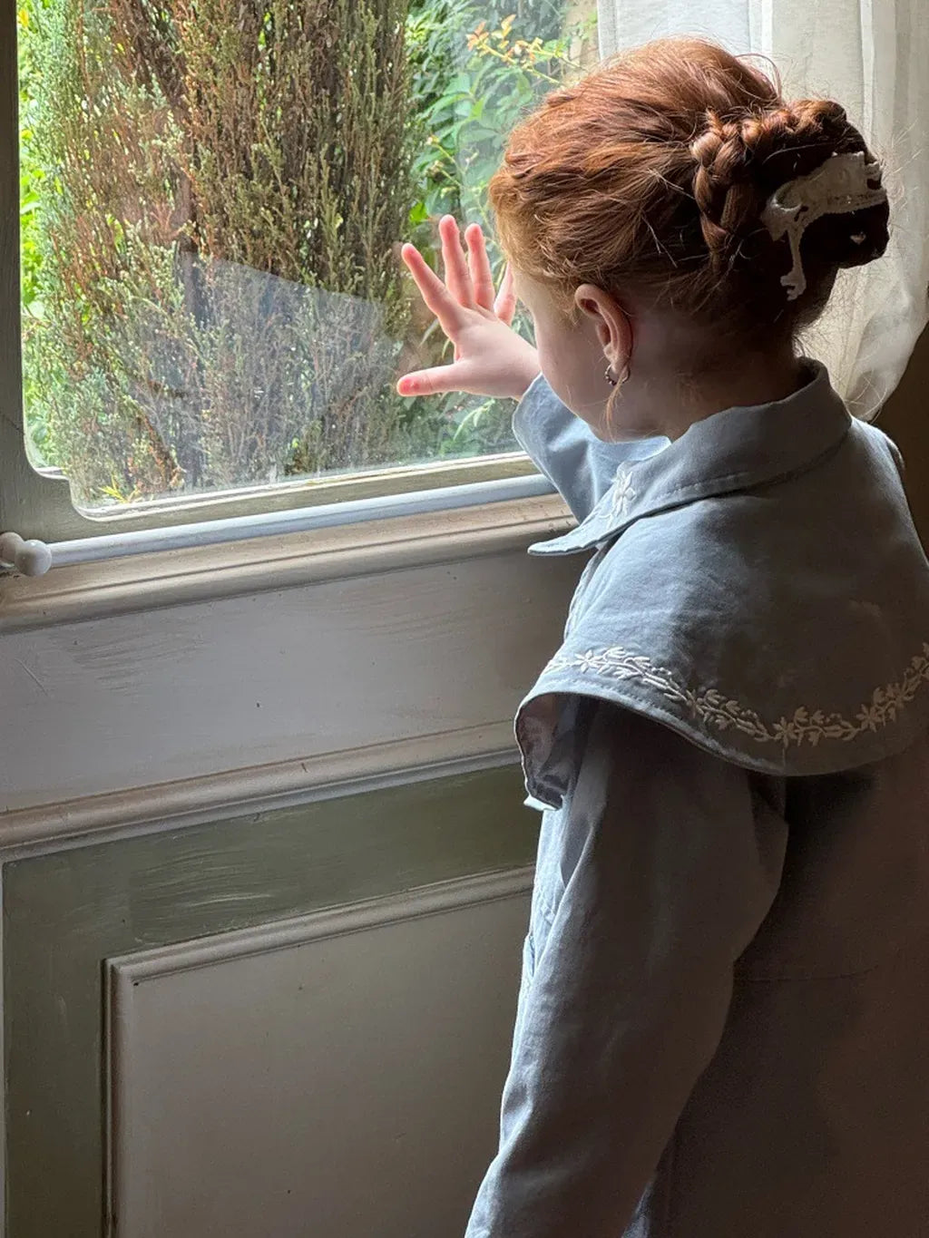 ショートコート・ジャケット・ジャンパー 刺繍ビッグカラーAラインコート ミドル丈クラシカル【mh0011215】