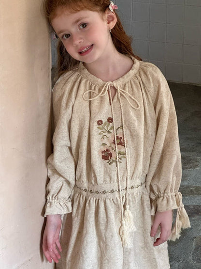 長袖ワンピース Beige / 90cm ボヘミアン刺繍タッセルワンピース【mh0011206】