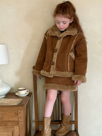 ショートコート・ジャケット・ジャンパー ムートン風ジャケット/ボアミニスカート トグルボタン【mh0011449】