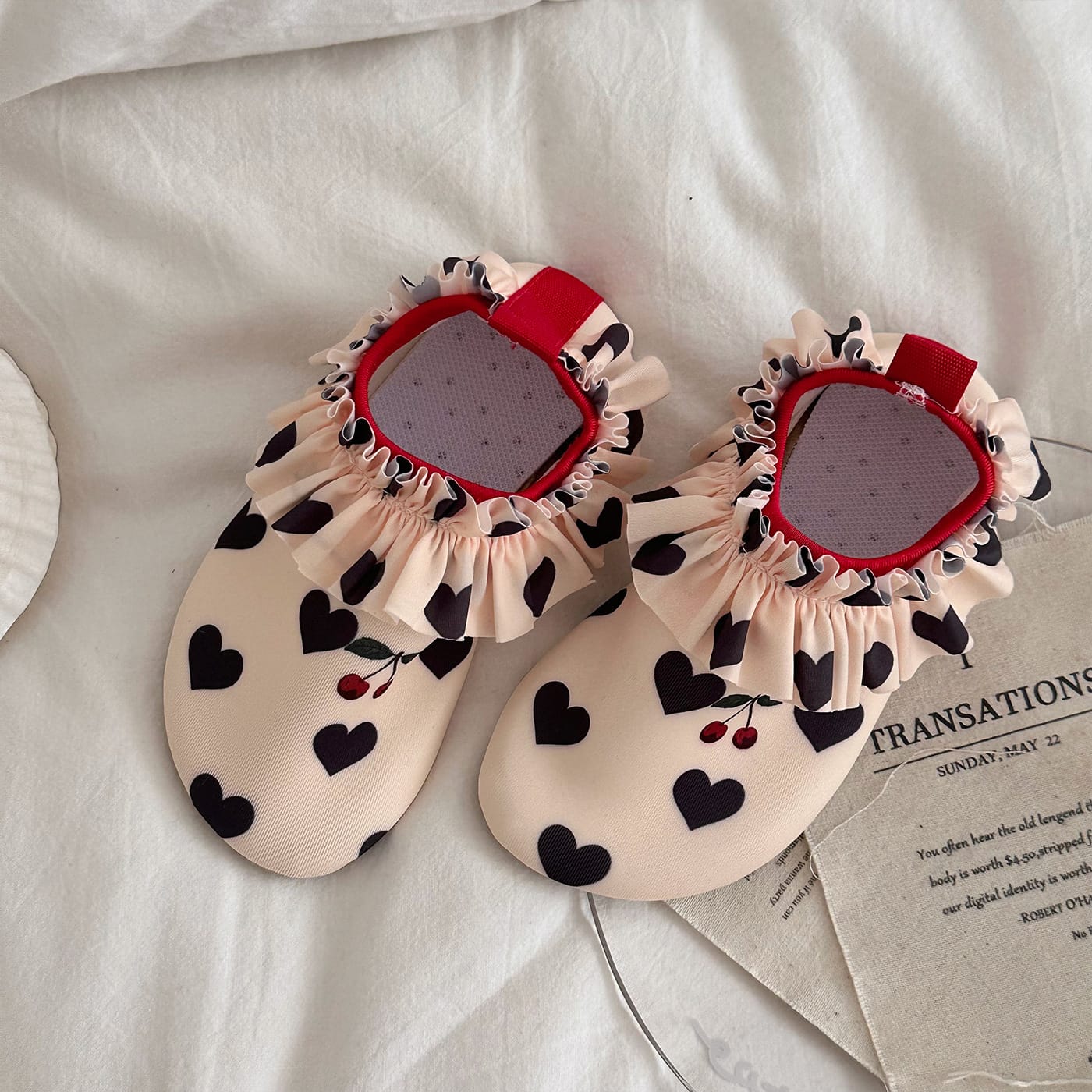 Children's Soft Sole Anti-Slip Beach Shoes フリル マリンシューズ【mh0013327】 Black heart-shaped cherry shoes / Size 24-25 [Insole length 14cm] mamahalo accessories ベビー用靴