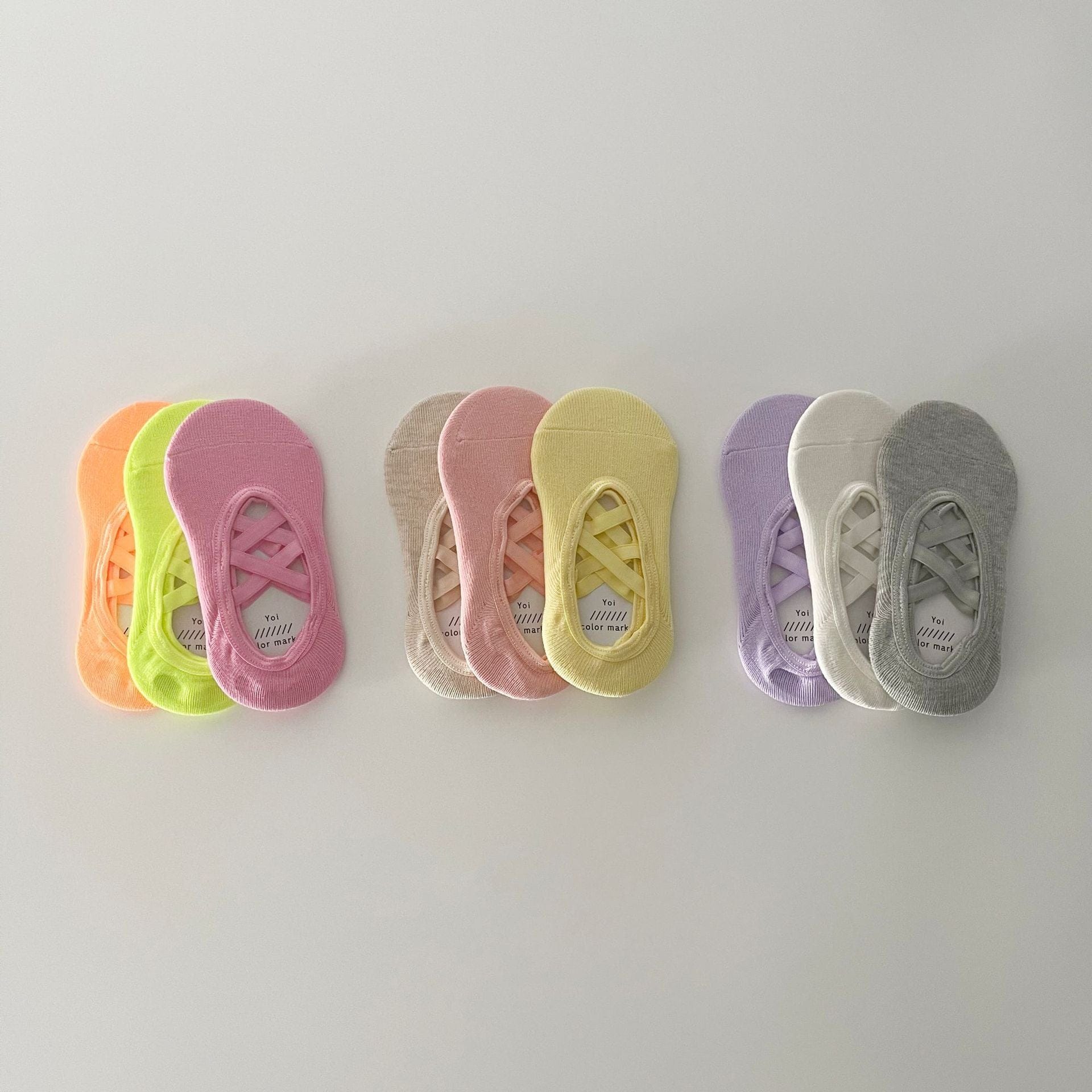 ベビー用靴下・タイツ クロスストラップカバーソックス3足セット【mh0010037】