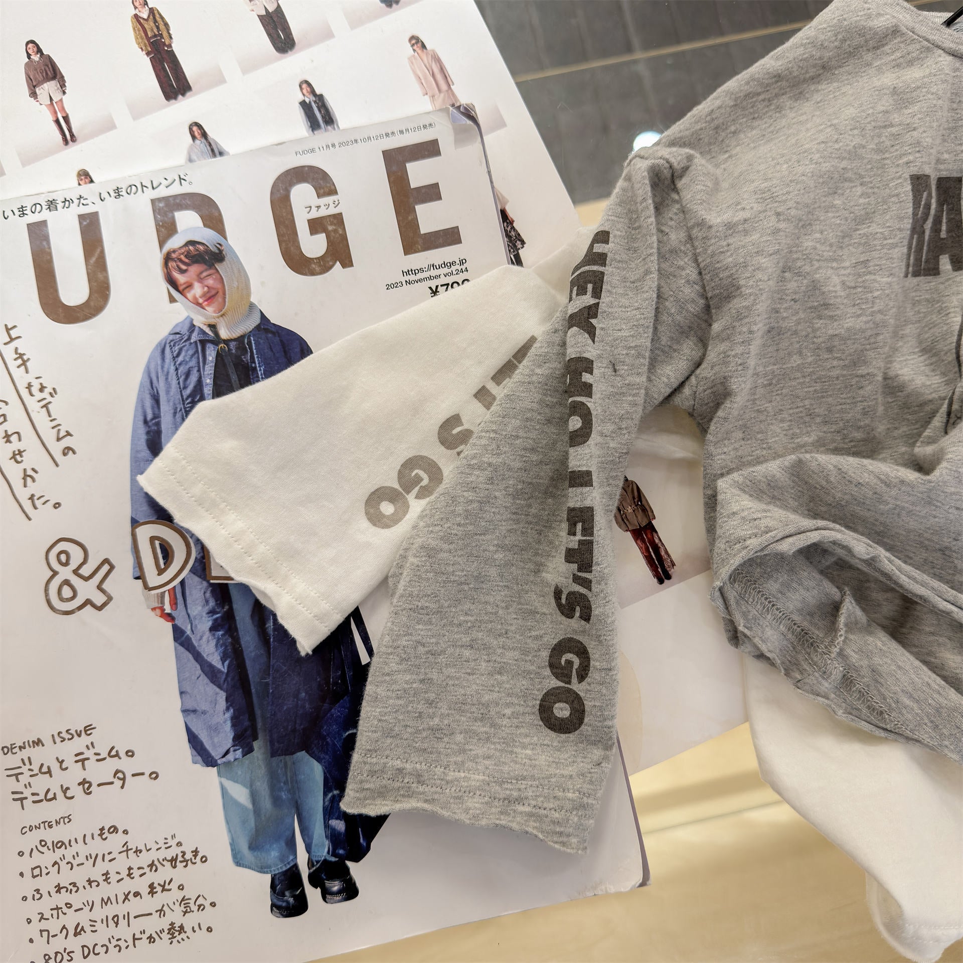 College Graphic Long Sleeve Top カレッジロゴ プリント 長袖 Tシャツ【mh0012473】 ADbaby 長袖Tシャツ