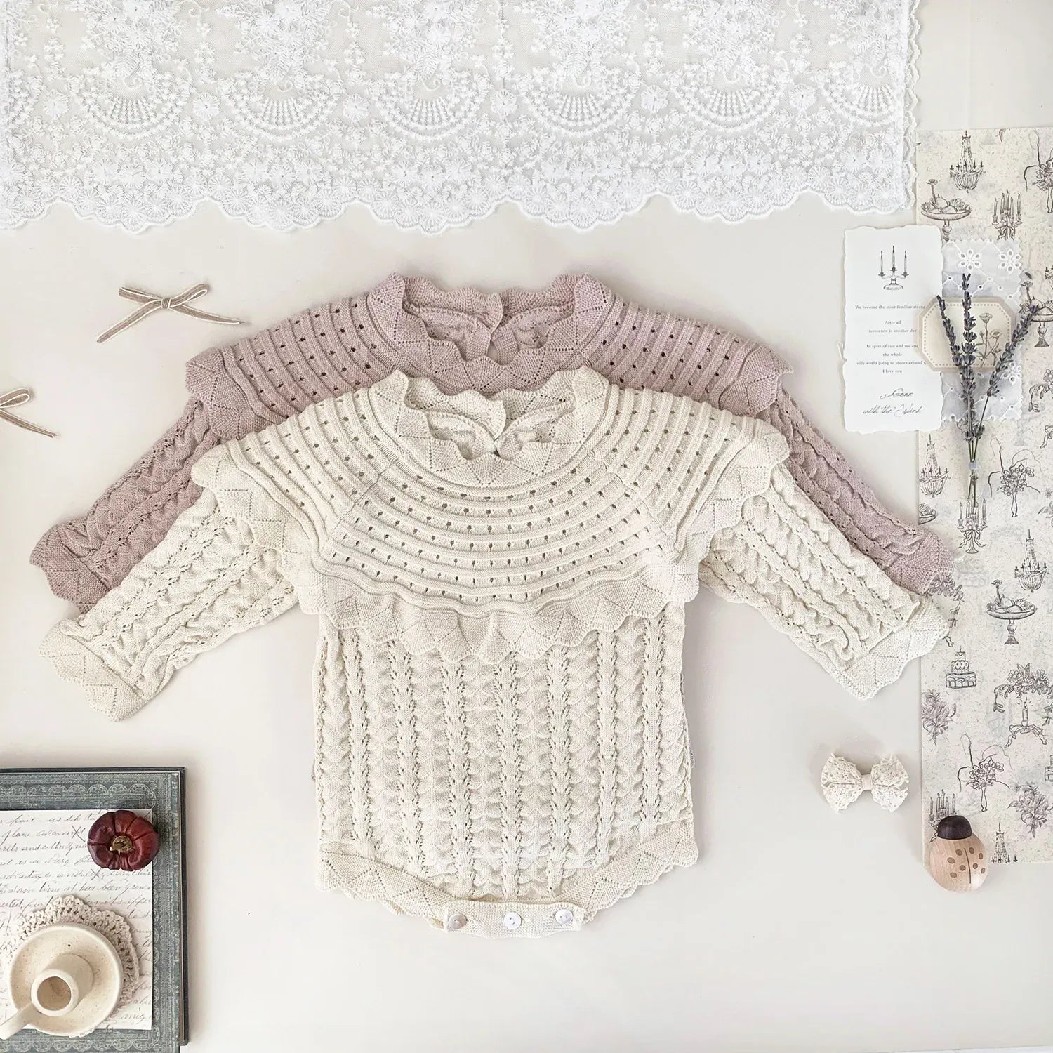 長袖ロンパース ベビーロンパース フリルショールレースニット長袖ボディスーツ