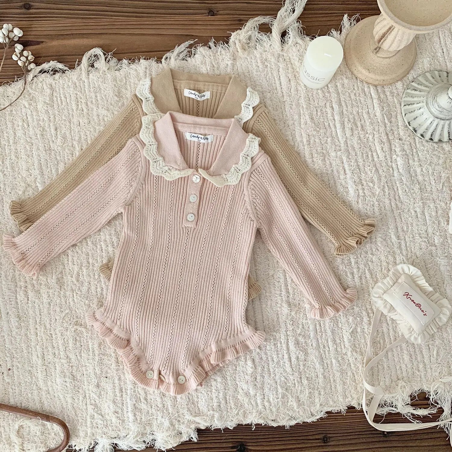 長袖ロンパース ベビーロンパース フリル襟長袖ニットボディスーツ 2カラー【mh0007437】