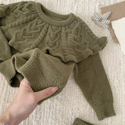 長袖セットアップ ベビーキッズセットアップ 2点セット ビッグラッフル襟ハートニット長袖セーター+ニットフリルブルマパンツ【mh0007894】