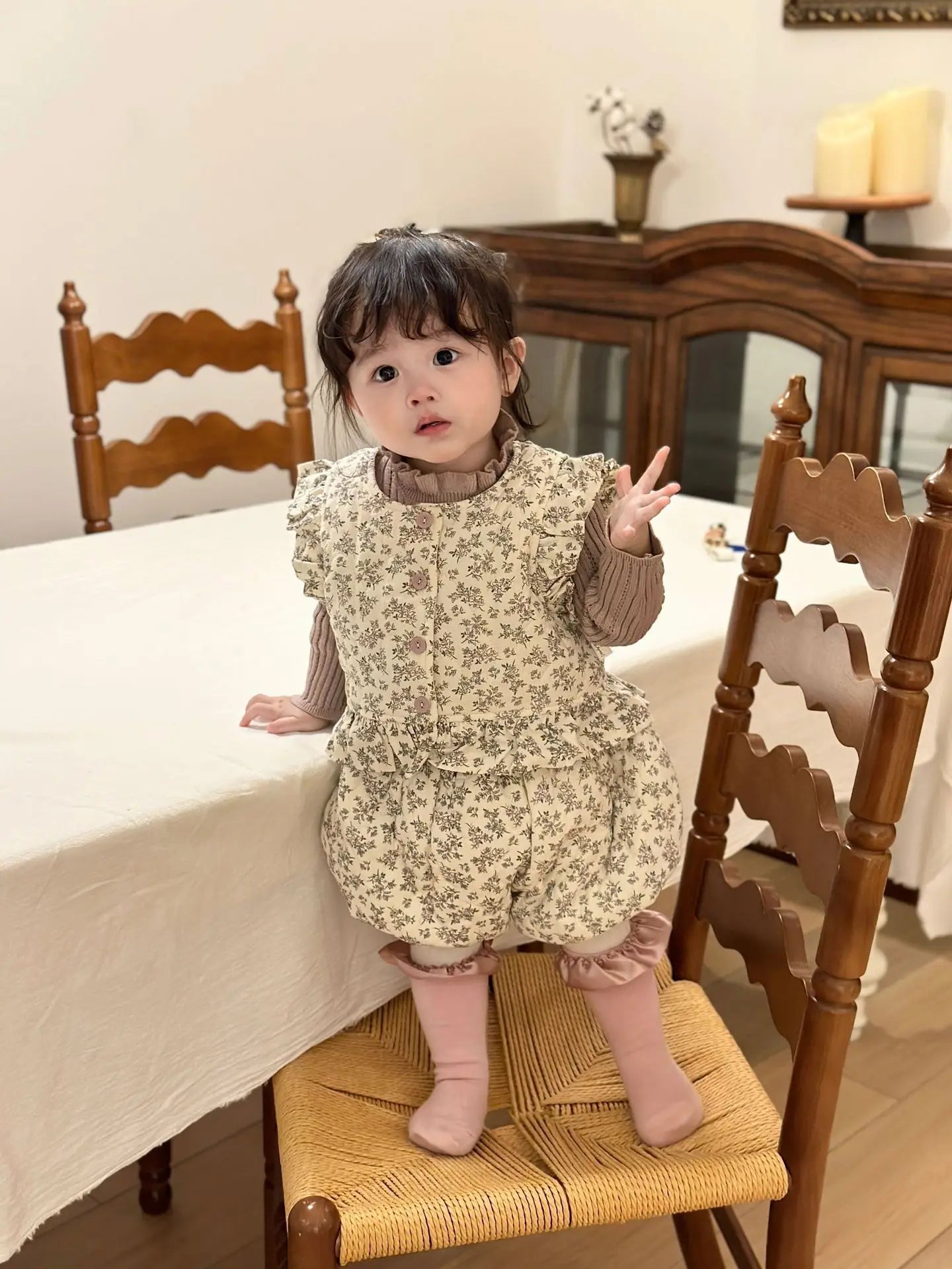 ノースリーブセットアップ ベビーキッズセットアップ 2点セット フラワープリントパデッドペプラムベスト+バルーンショートパンツ【mh0007895】