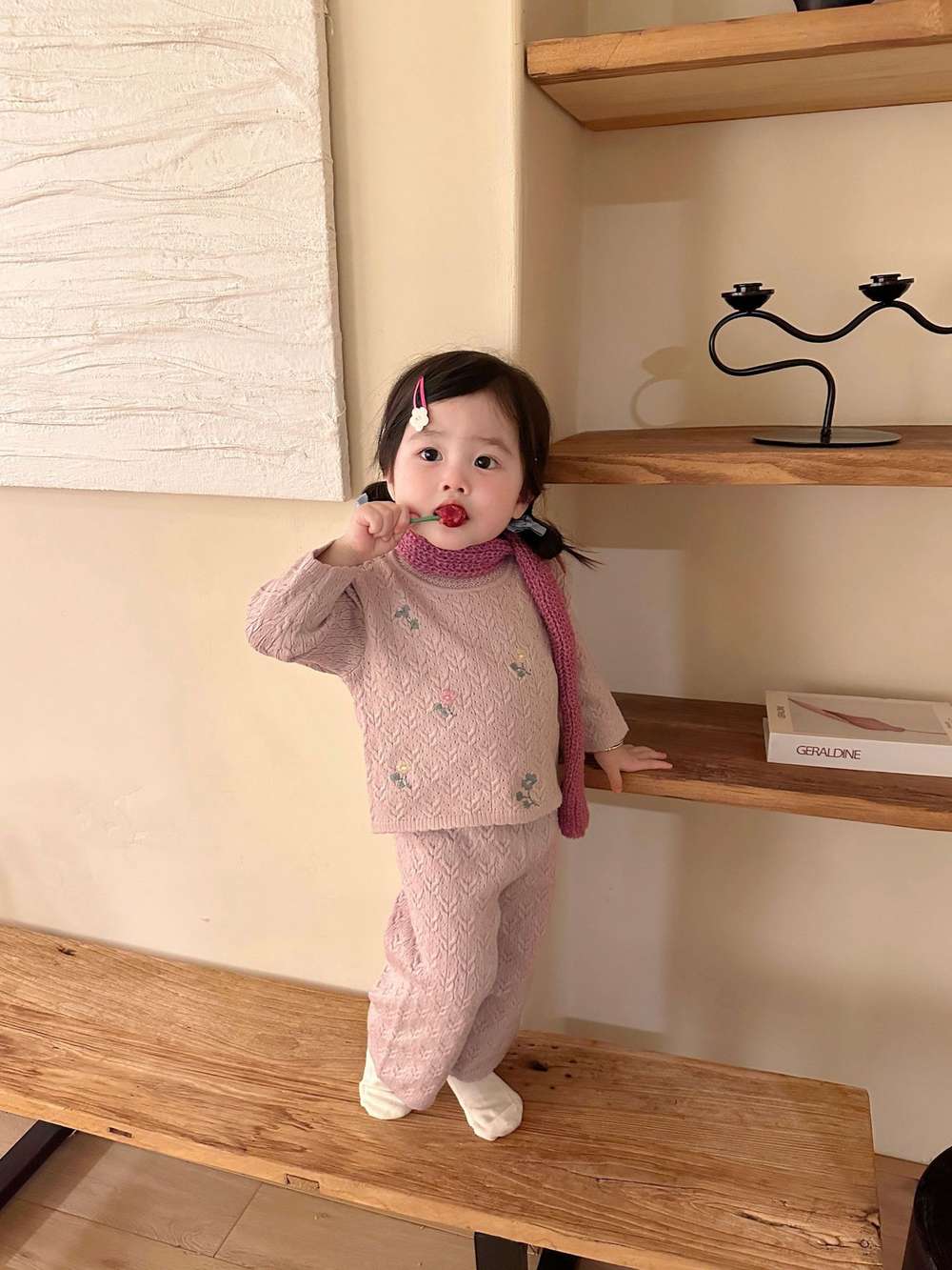 長袖セットアップ 長袖ニットセットアップ 2点セット フラワー刺繍 透かし編み ワイドパンツ【mh0011510】