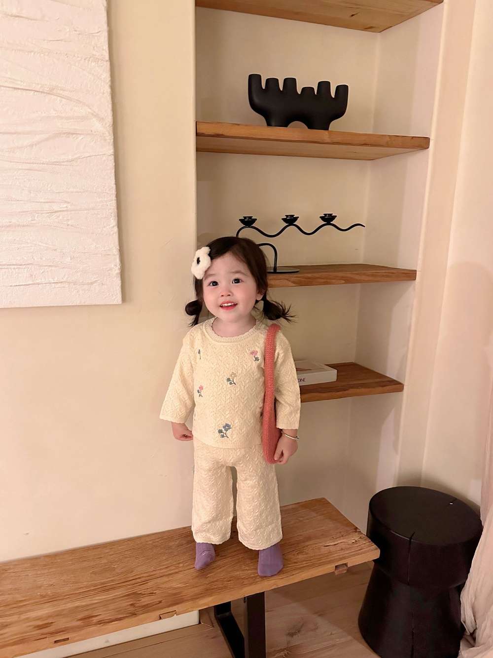 長袖セットアップ 長袖ニットセットアップ 2点セット フラワー刺繍 透かし編み ワイドパンツ【mh0011510】