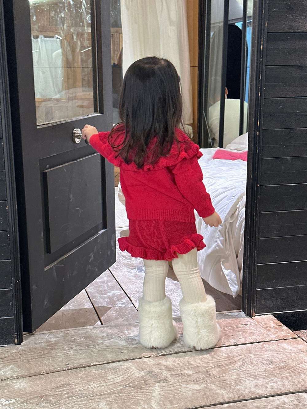 長袖セットアップ ショール付き長袖ニットセーター +フリルショートパンツ セットアップ 2点セット【mh0011525】