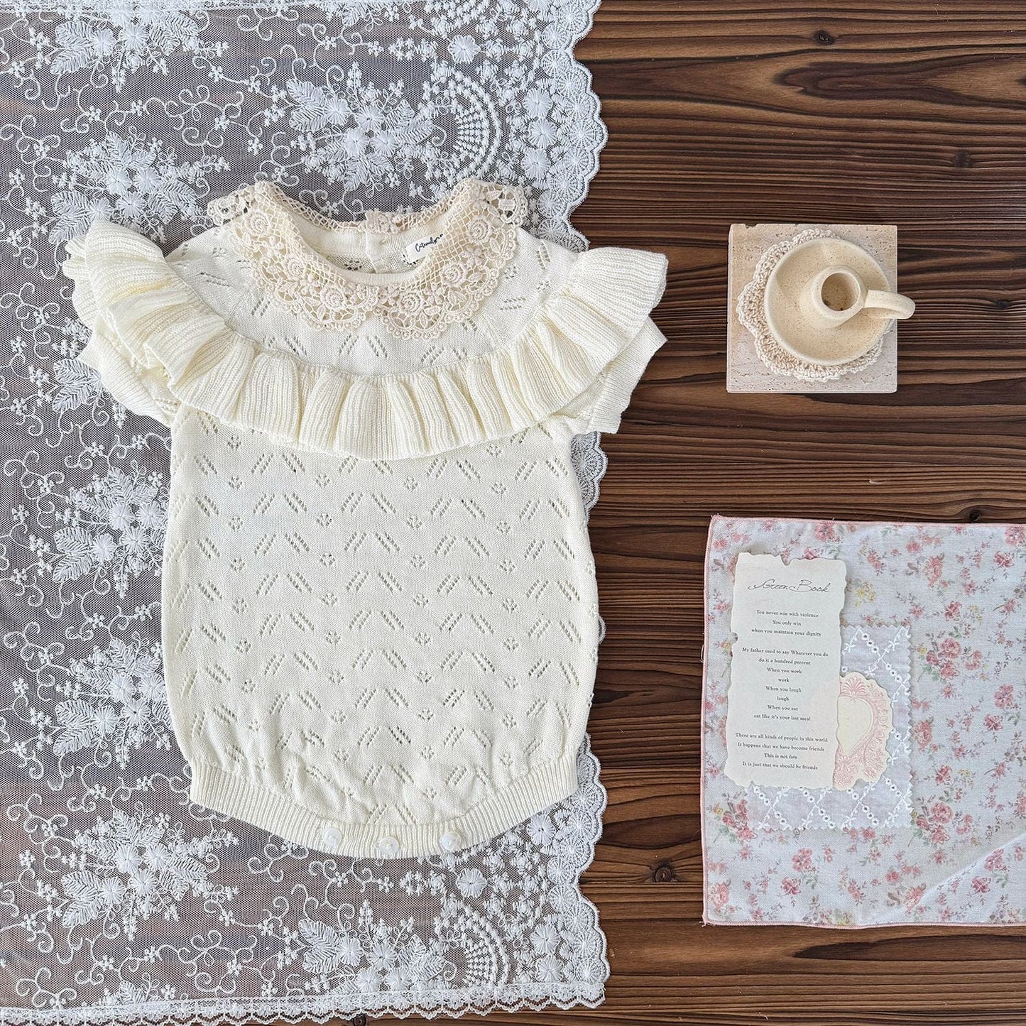 半袖ロンパース Apricot / 66cm ラッフルフリルレースニット半袖ロンパース【mh0009556】