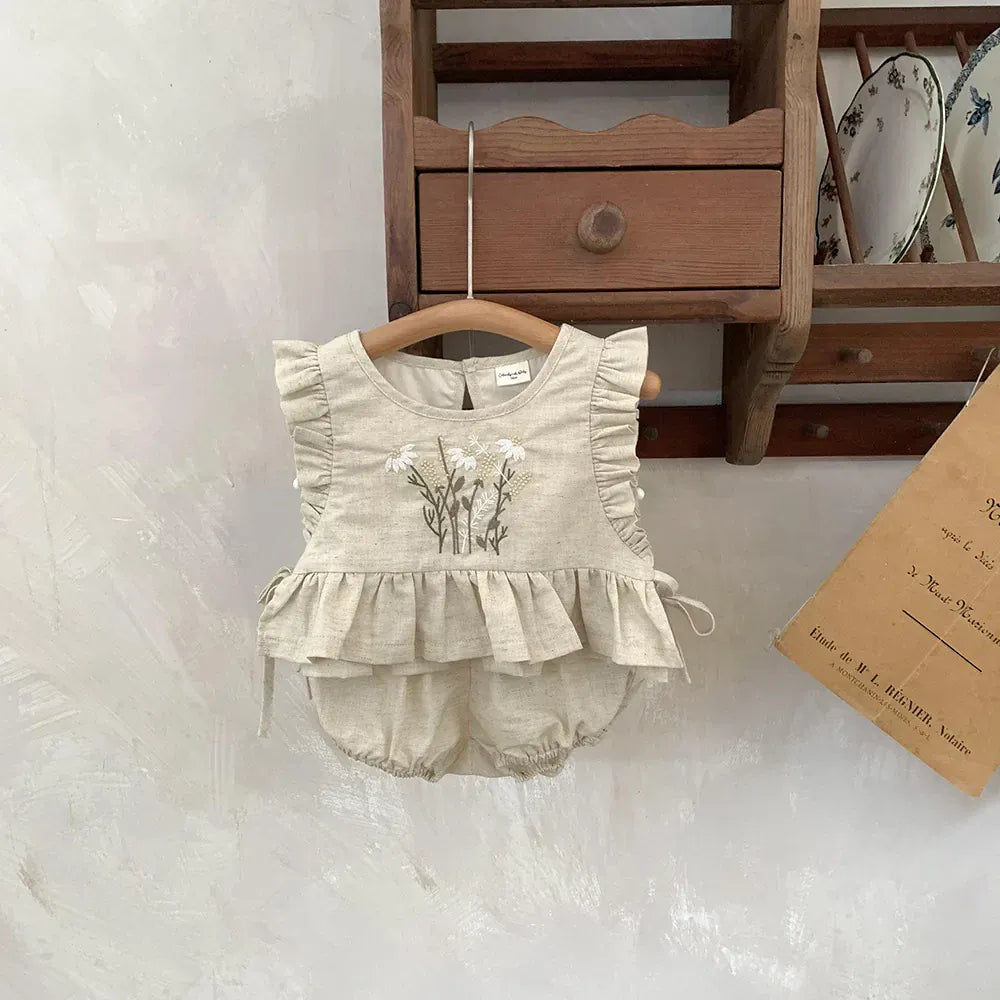 ノースリーブセットアップ Apricot / 73cm ベビーセットアップ 2点セット ノースリーブフリルトップス+ブルマパンツ フラワー花柄刺繍 ピンク/アプリコット/2カラー【mh0004558】