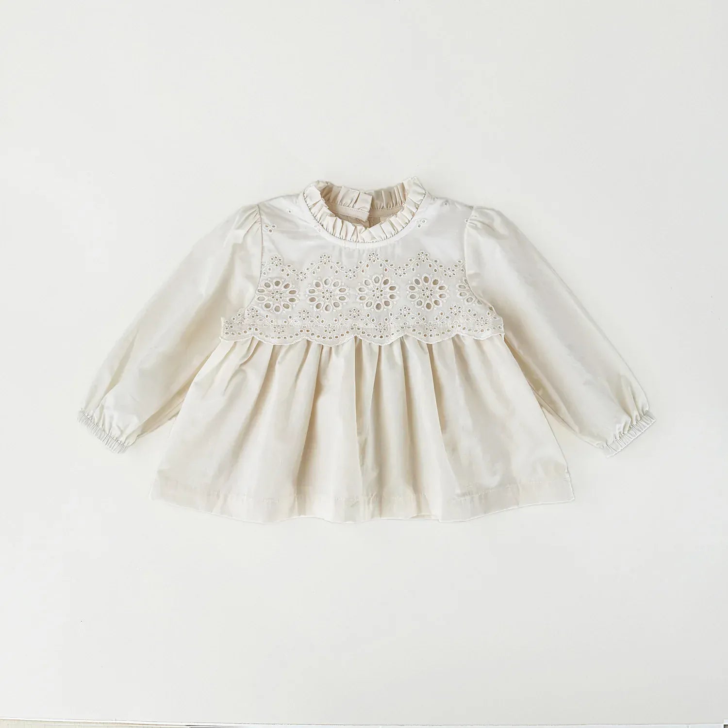 長袖シャツ・ブラウス Beige / 9M (73) ベビーキッズトップス スカラップレース刺繍スタンドフリルカラー長袖チュニックブラウス【mh0008922】