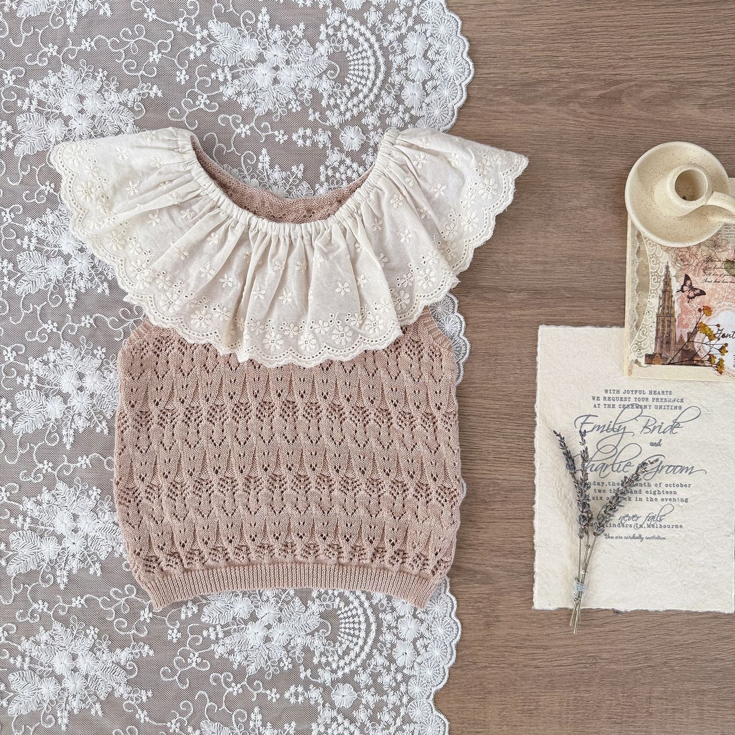 ノースリーブセットアップ Camel apricot vest / 73cm ビッグラッフル襟サマーニットノースリーブトップス/ニットショートパンツ【mh0010424】