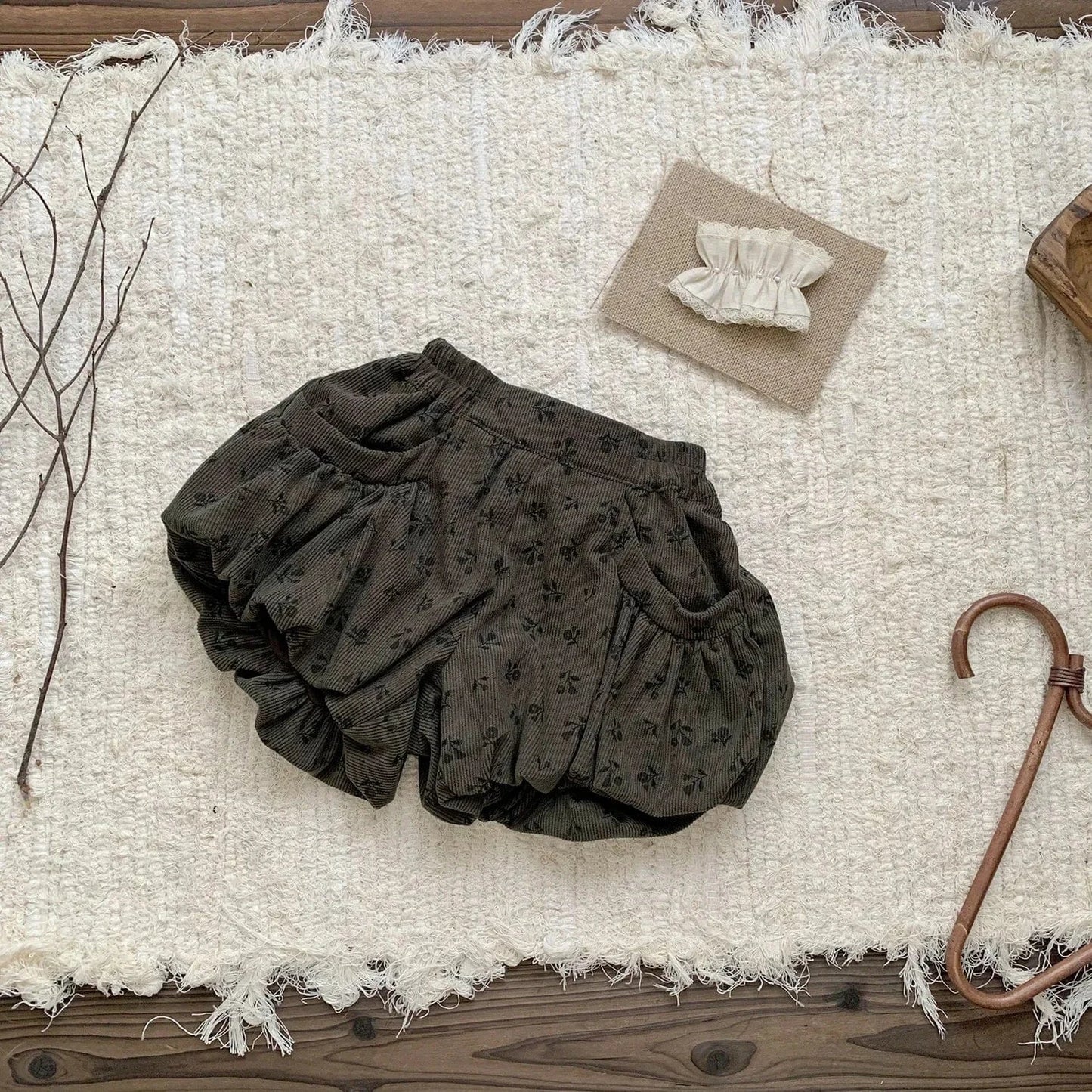 ハーフパンツ・ショートパンツ Coffee / 73cm 6-9M ベビーキッズパンツ 無地/フラワープリントショートバルーンパンツ【mh0007397】