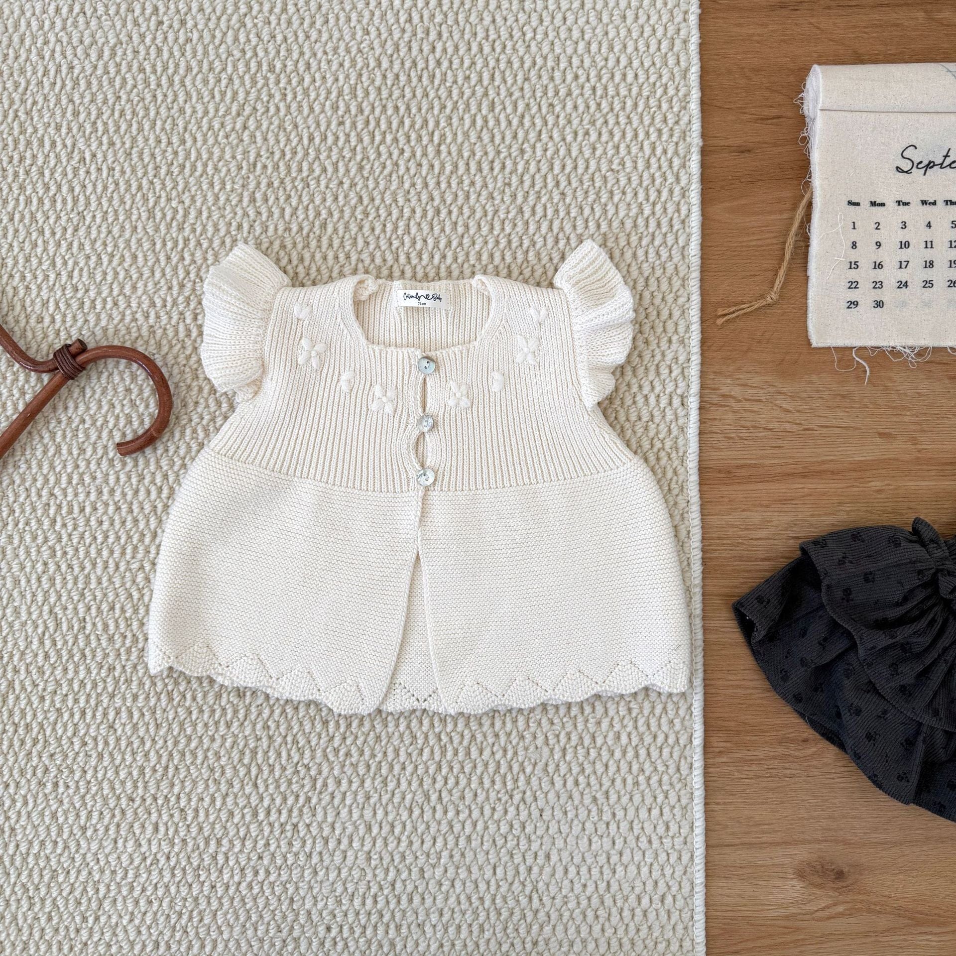 ベスト Cream / 73cm クロシェ刺繍フリルスリーブベスト【mh0011157】