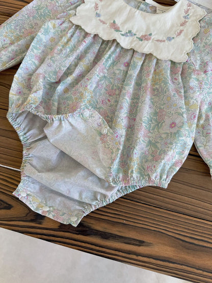 長袖ロンパース Embroidered Floral Romper 刺繍花柄ロンパース【mh0012118】