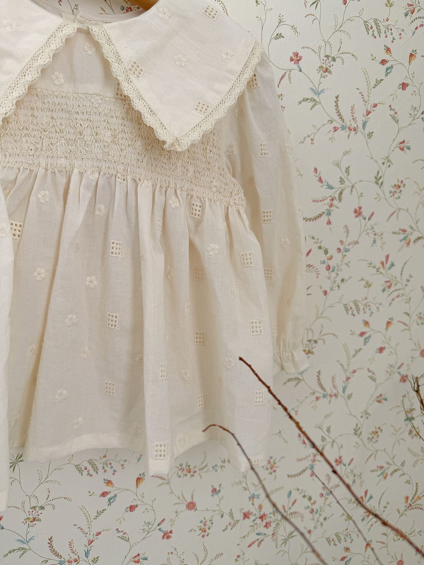長袖シャツ・ブラウス Embroidered Ruffle Doll Shirt 刺繍ラッフルドールブラウス【mh0012113】
