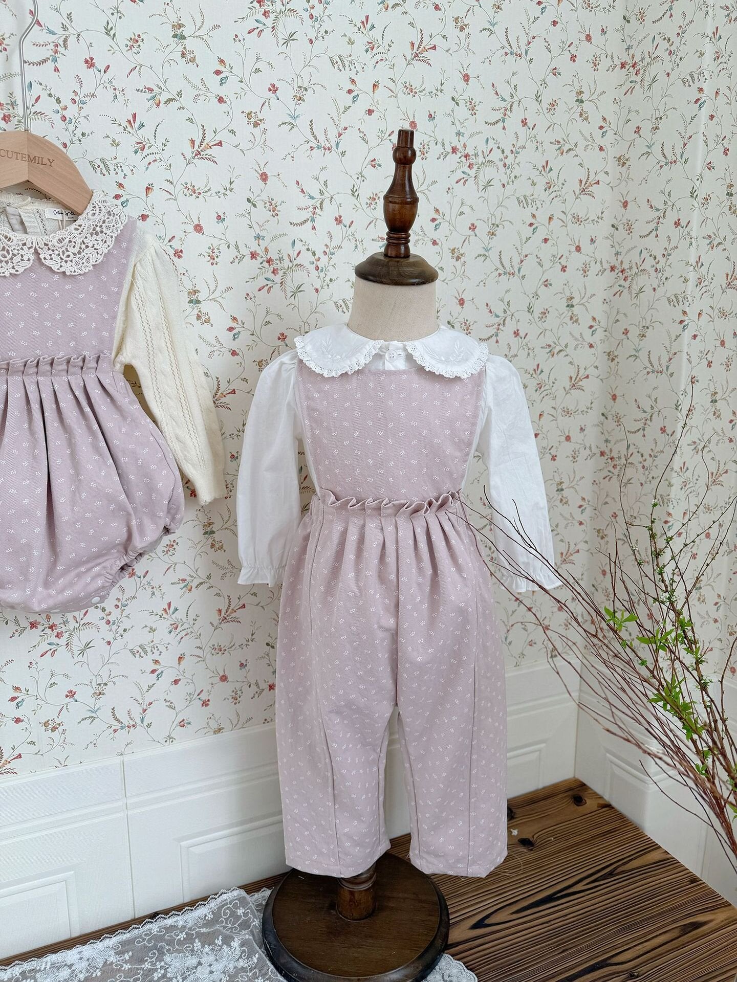 タンクトップ・キャミソール・ノースリーブトップス Floral Twill Suspender Romper 花柄 ツイル サスペンダー ロンパース【mh0012154】