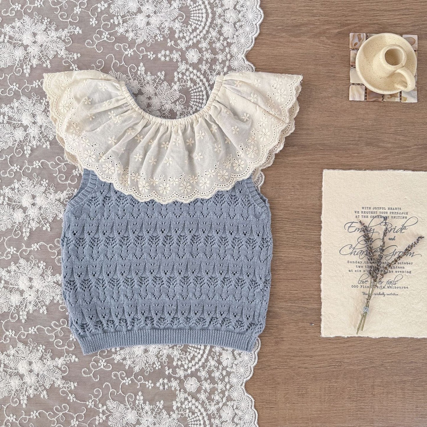 ノースリーブセットアップ Gray-blue vest / 73cm ビッグラッフル襟サマーニットノースリーブトップス/ニットショートパンツ【mh0010424】