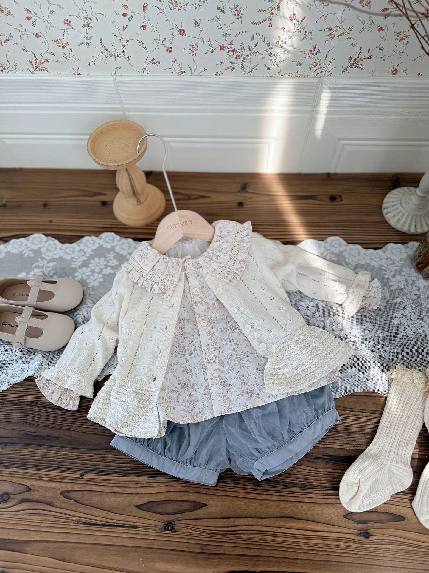 カーディガン・パーカー Jacquard Ruffled Knitted Cardigan ジャガードフリルニットカーディガン【mh0012110】