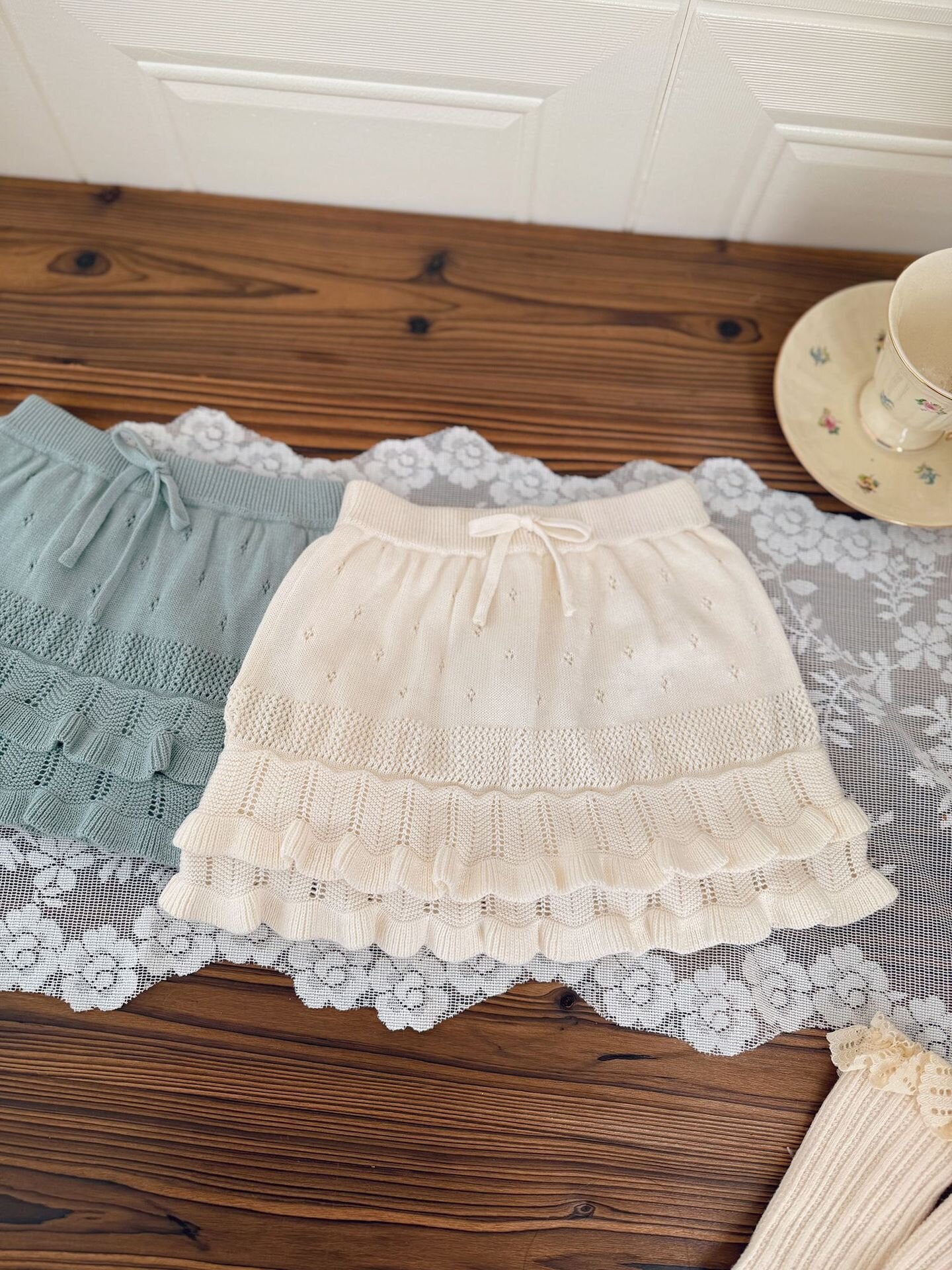 ハーフパンツ・ショートパンツ Knitted Pleated Lace Culottes ニットプリーツレースキュロット【mh0012109】