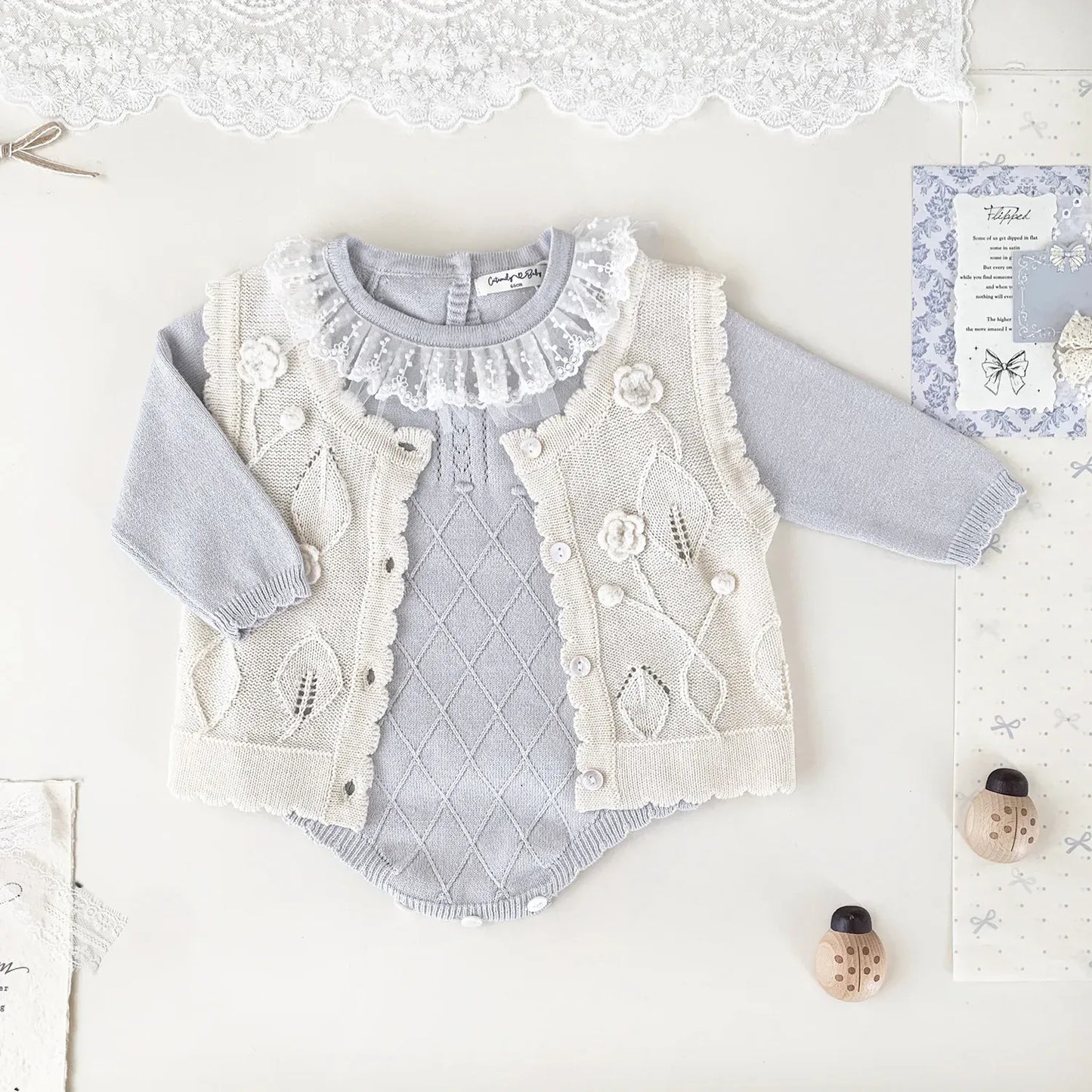 ベスト ベビーキッズベスト フラワー刺繍ニット前あきベスト【mh-0008924】