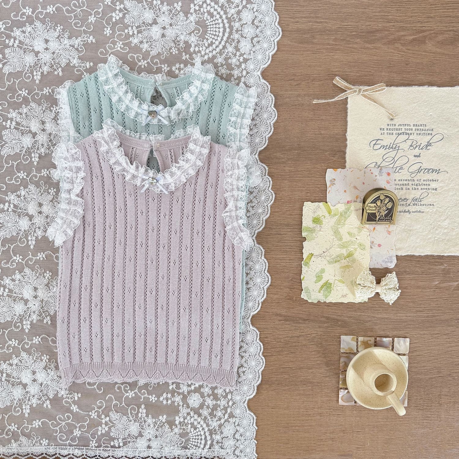 タンクトップ・キャミソール・ノースリーブトップス レースフリルニットキャミソール/ノースリーブトップス【mh0009567】