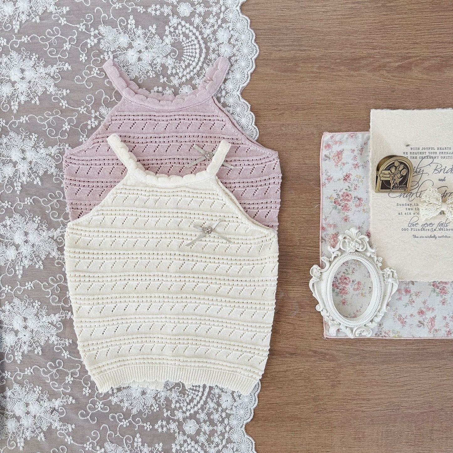 タンクトップ・キャミソール・ノースリーブトップス レースニットキャミソールタンクトップス【mh0009791】