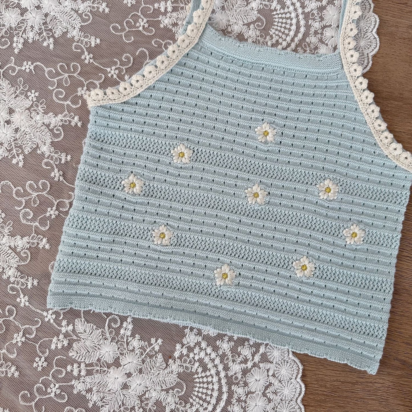 タンクトップ・キャミソール・ノースリーブトップス フラワー刺繍キャミソールトップス【mh0010423】