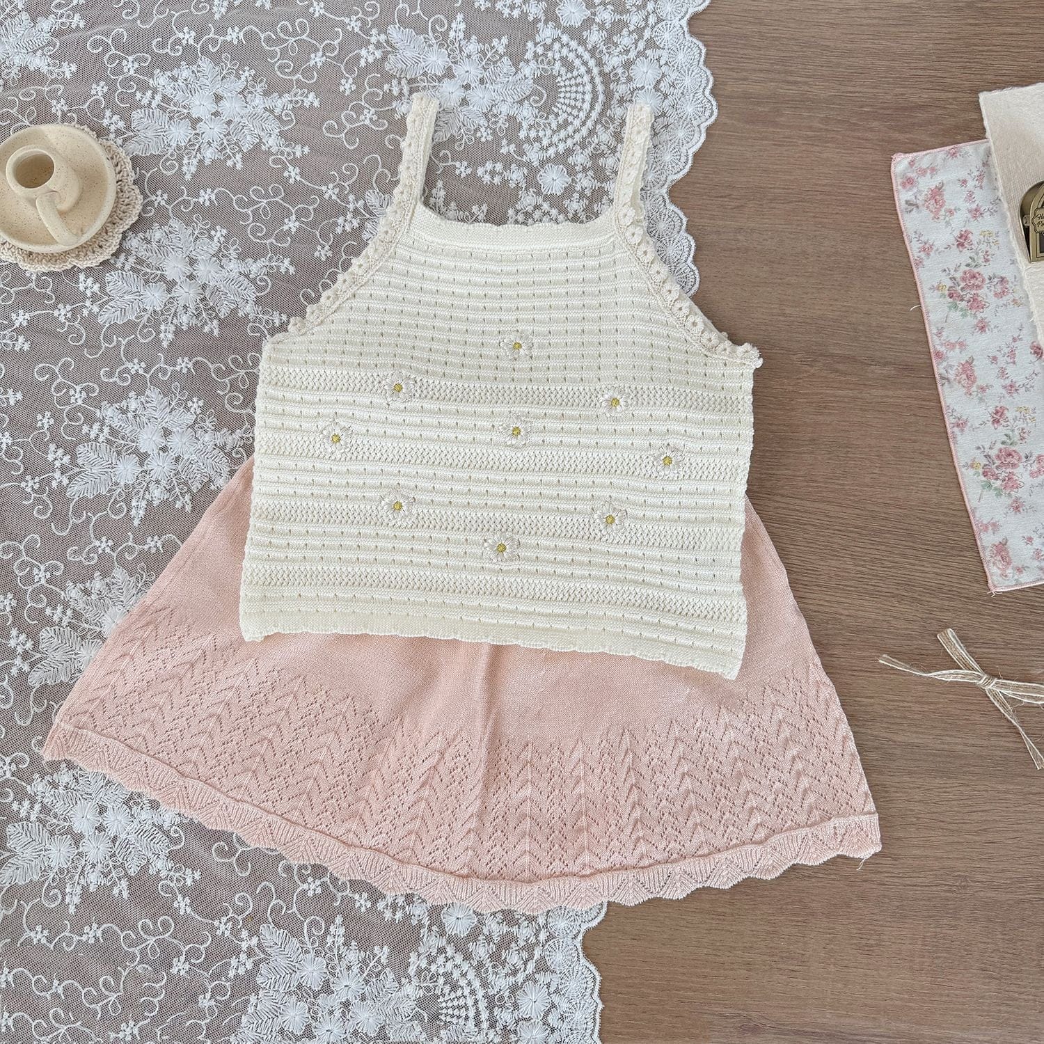 タンクトップ・キャミソール・ノースリーブトップス フラワー刺繍キャミソールトップス【mh0010423】