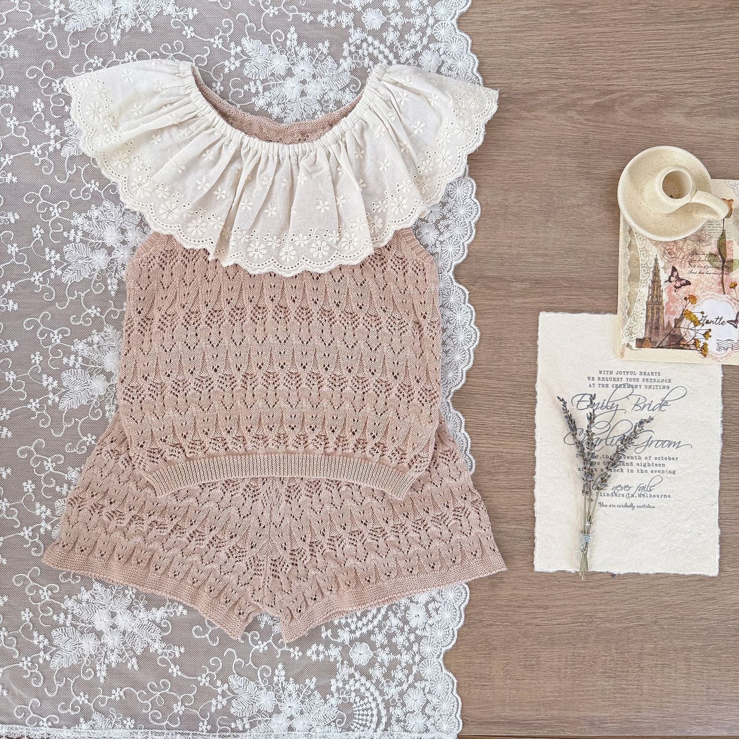 ノースリーブセットアップ ビッグラッフル襟サマーニットノースリーブトップス/ニットショートパンツ【mh0010424】