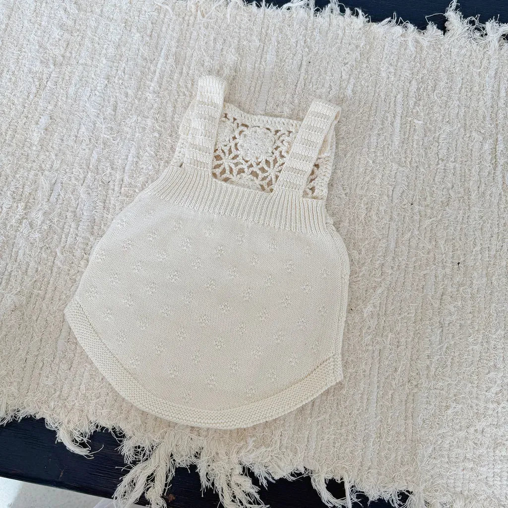 ノースリーブロンパース 透かし編みレースフラワーニットロンパース/ボンネット【mh0011143】