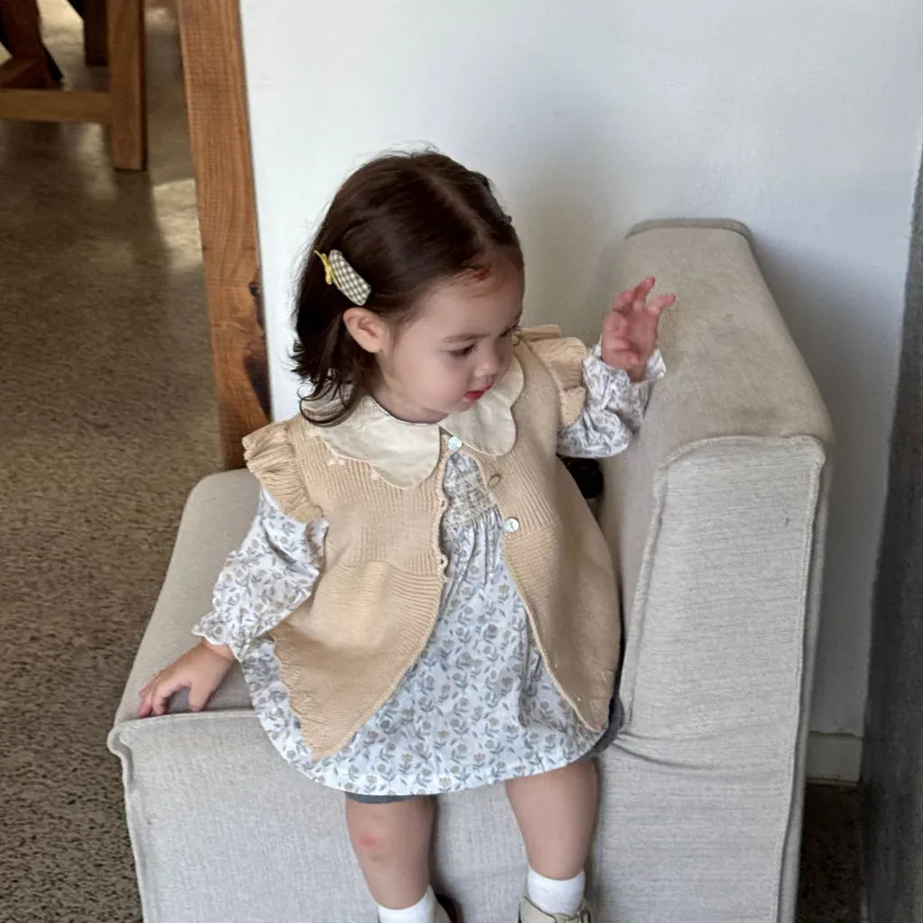 ベスト クロシェ刺繍フリルスリーブベスト【mh0011157】