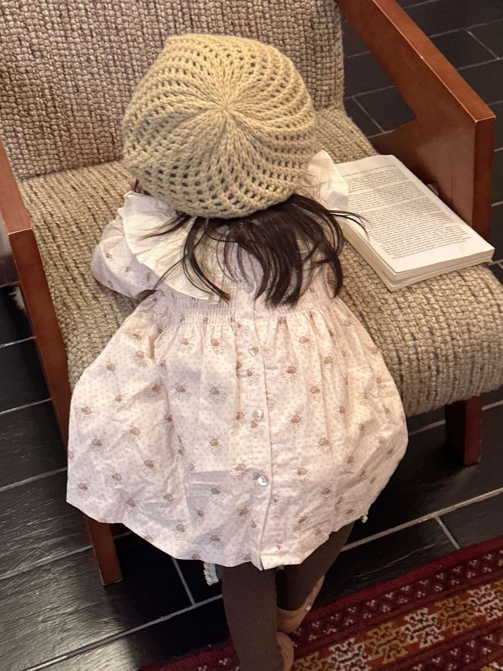 長袖ワンピース 長袖ワンピース ギャザーフリル襟 スモッキング刺繍 小花柄【mh0011509】