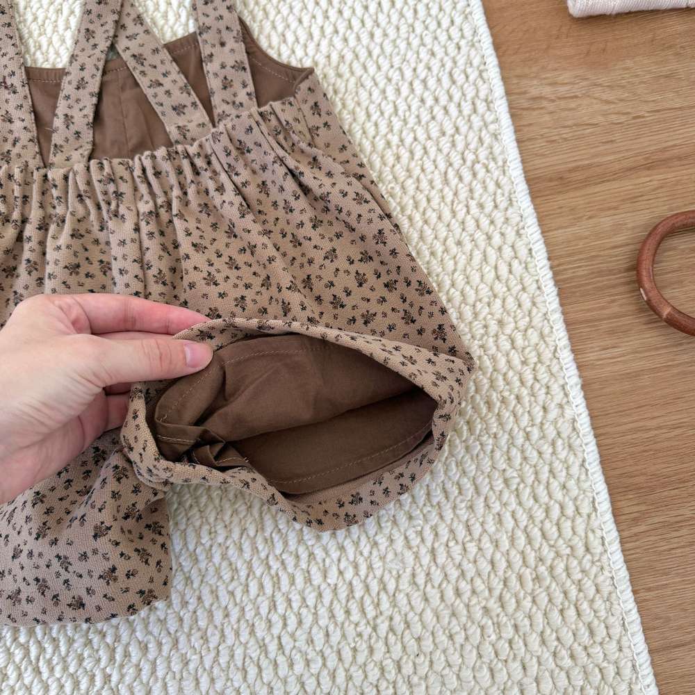 サロペットパンツ・サスペンダーパンツ サスペンダーショートパンツ 小花柄 コーデュロイ オーバーオール【mh0011514】