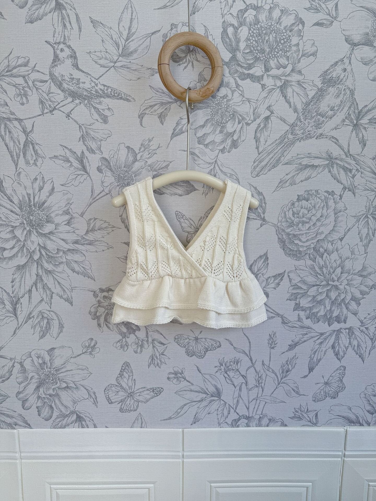 ベスト Milk White / 73cm Ruffled Knitted Cotton Vest フリルニットベスト【mh0012107】