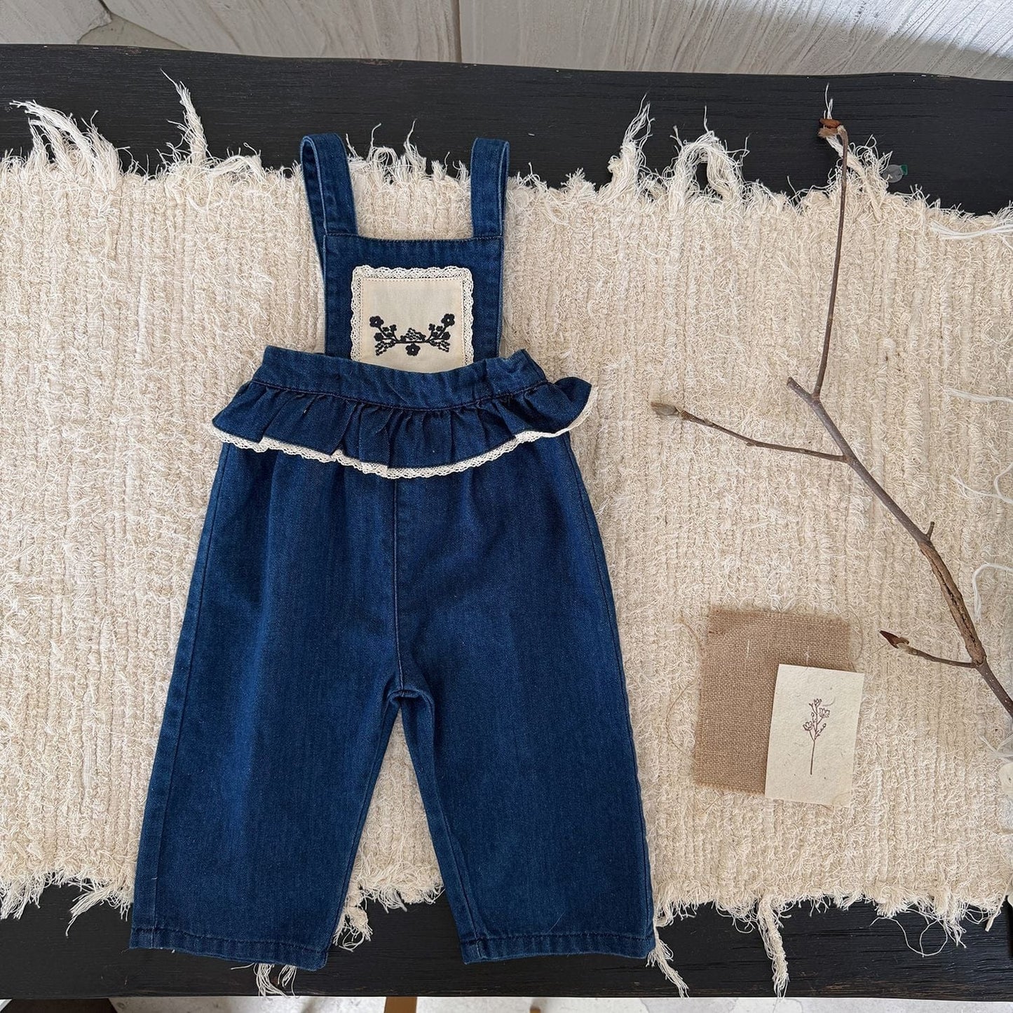 サロペットパンツ・サスペンダーパンツ Navy Blue / 80cm フラワー刺繍フリルデニムサロペット【mh0011164】