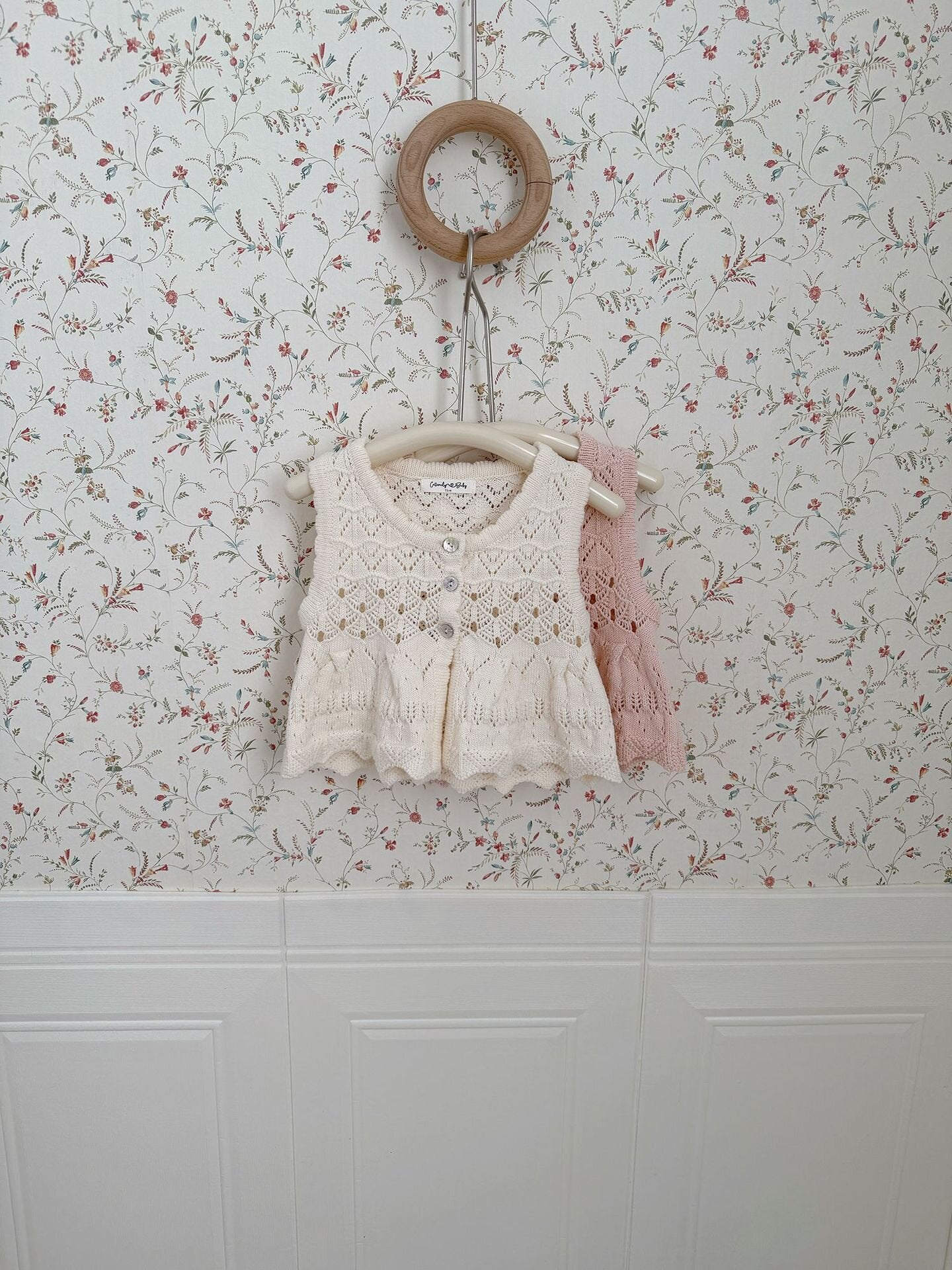 ベスト Openwork Jacquard Knitted Vest 透かし編みジャガードニットベスト【mh0012108】