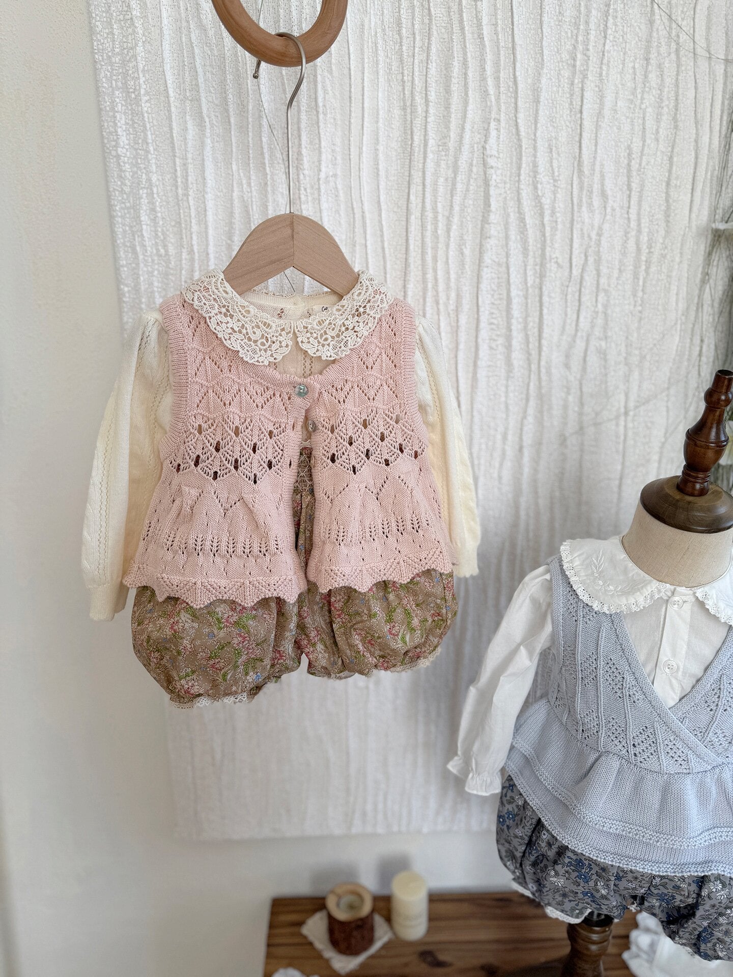 ベスト Openwork Jacquard Knitted Vest 透かし編みジャガードニットベスト【mh0012108】