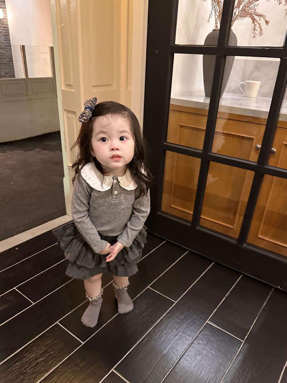 長袖セットアップ 長袖裏起毛Tシャツ 襟付きトップス / フリルショートパンツ【mh0011521】