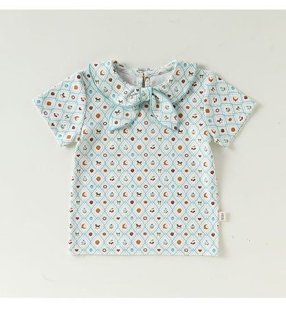 リボン襟付き半袖コットンTシャツ（水色の小紋柄、前開きボタン）