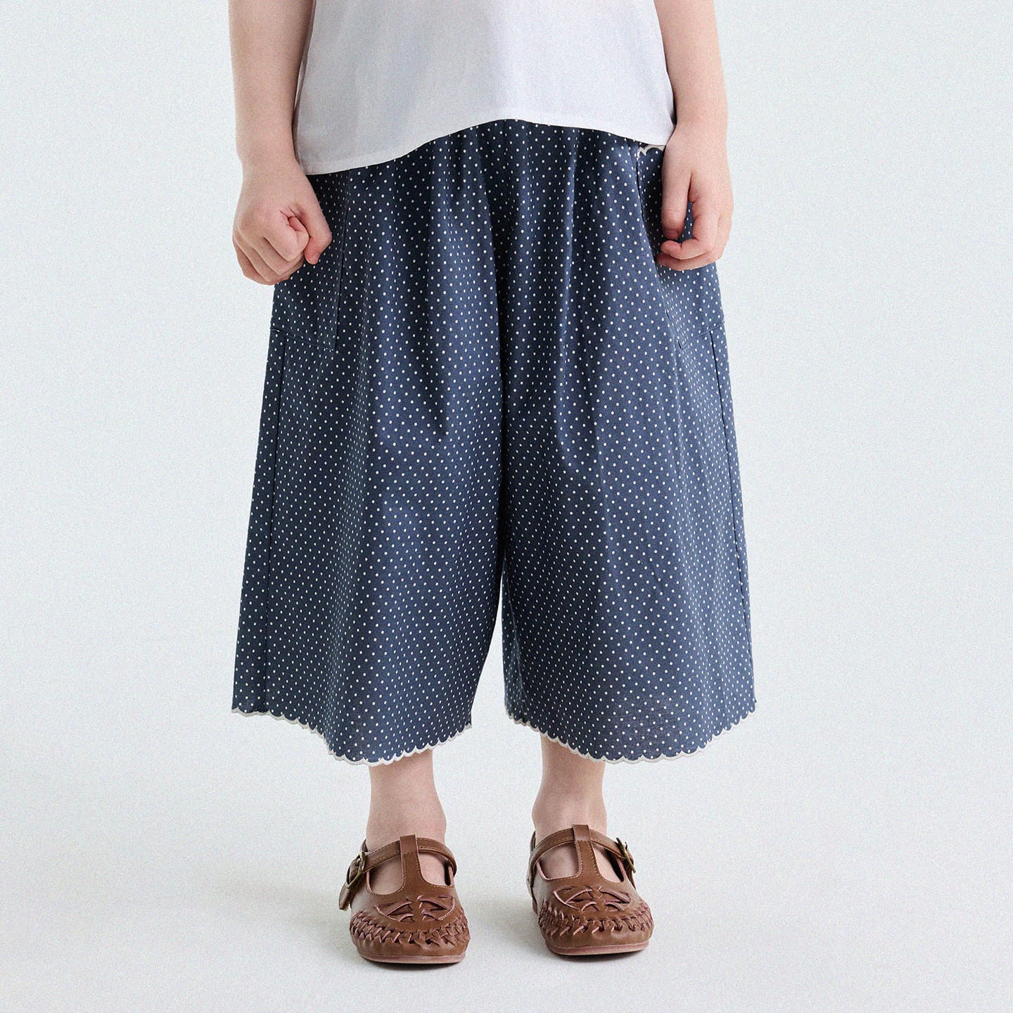 Embroidered Blouse and Polka Dot Pants スカラップ ドット柄 ブラウス ロングパンツ【mh0013194】 Pants / 90cm yunerma 半袖セットアップ
