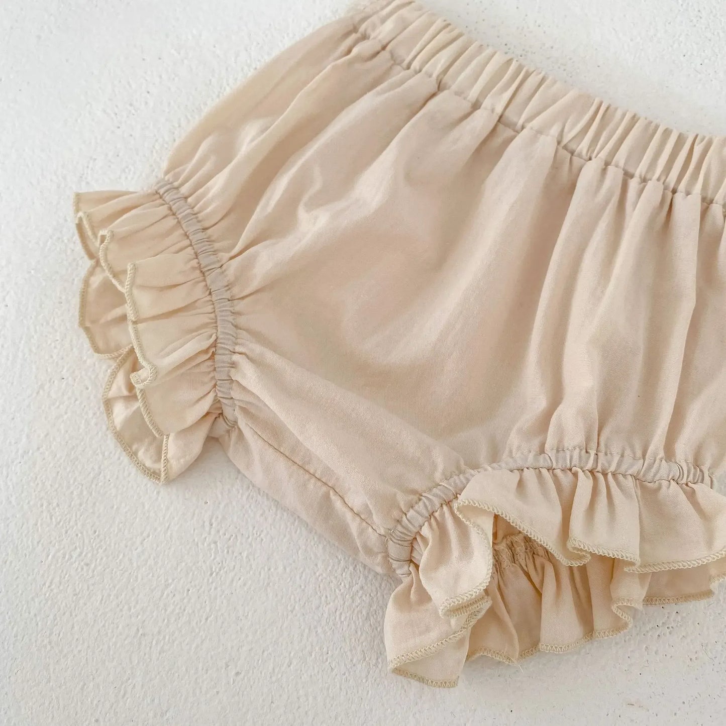 半袖セットアップ ベビーセットアップ 2点セット フライングスリーブチュニックブラウス+フリルブルマパンツ ベージュ【mh0004535】