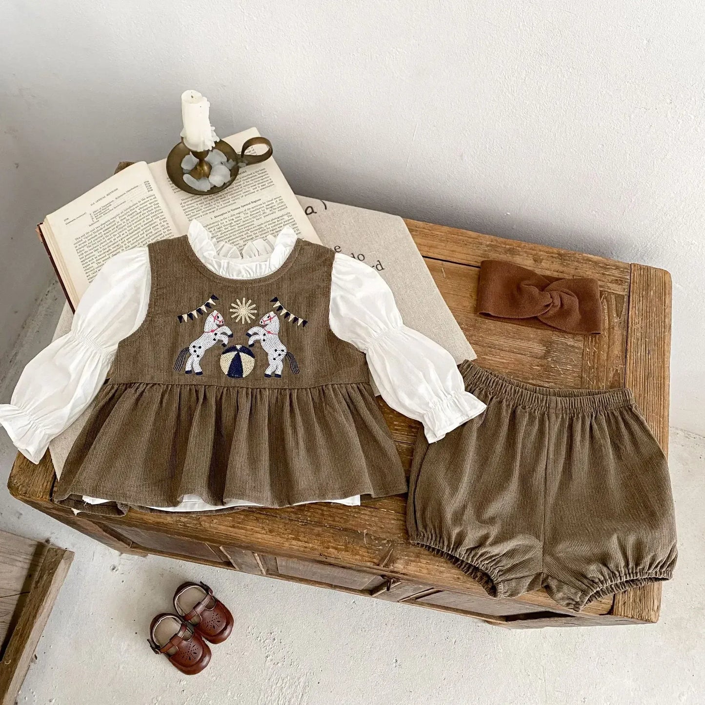 ノースリーブセットアップ ベビーキッズセットアップ 2点セット/トップス サーカス刺繍ノースリーブペプラムチュニック+バルーンショートパンツ/長袖バブルスリーブブラウス【mh0007172】