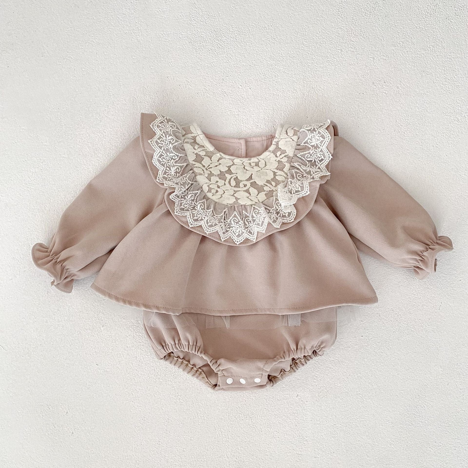 長袖ロンパース Apricot / 66cm ビッグレース襟付き長袖スカートロンパース【mh0010838】