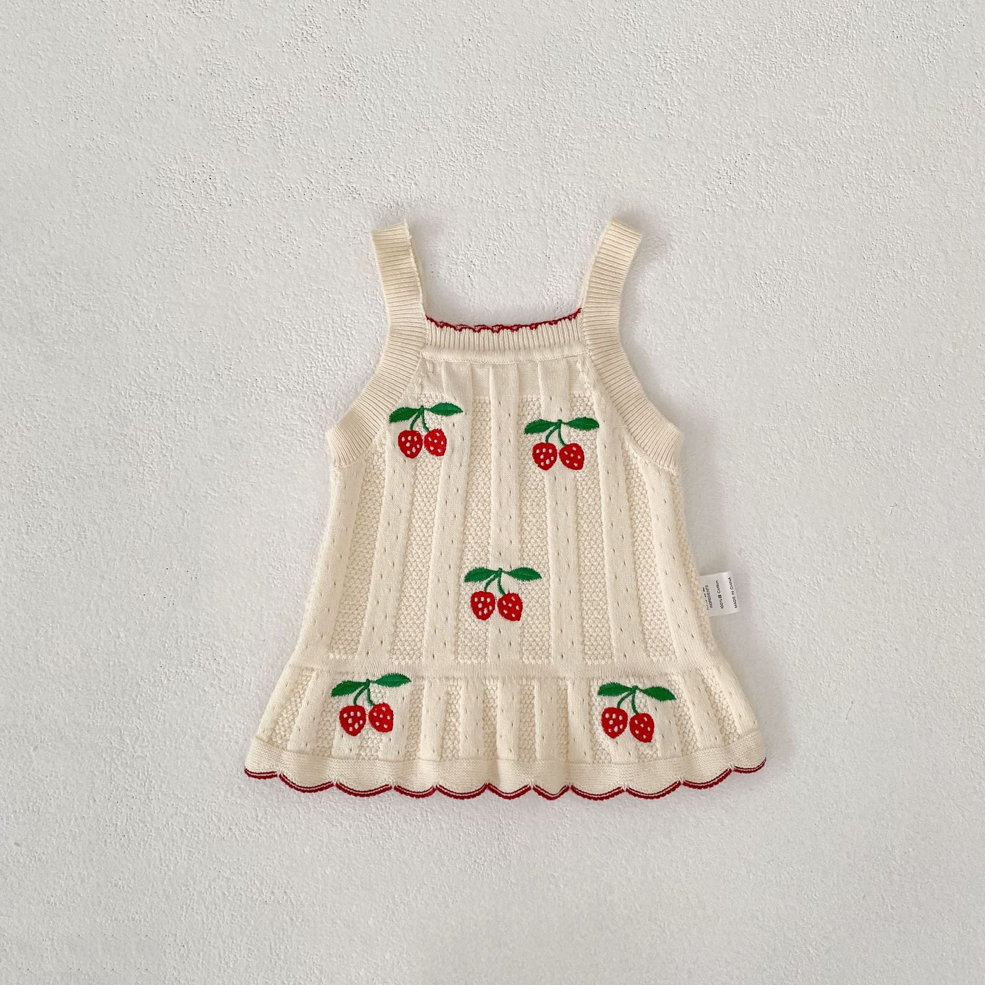 タンクトップ・キャミソール・ノースリーブトップス Apricot White / 66cm Strawberry Knit Suspender Top ストロベリー 刺繍 ニット トップス【mh0012178】