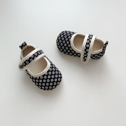 ベビー用靴 Black / S ベルクロストラップ花柄ファーストシューズ【mh0011073】